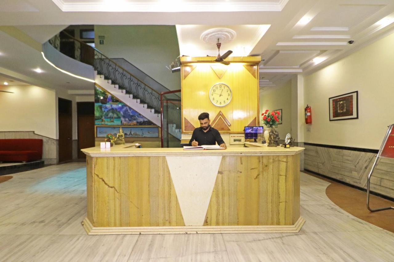 Silver Shine New Delhi - Comfort Stay מראה חיצוני תמונה